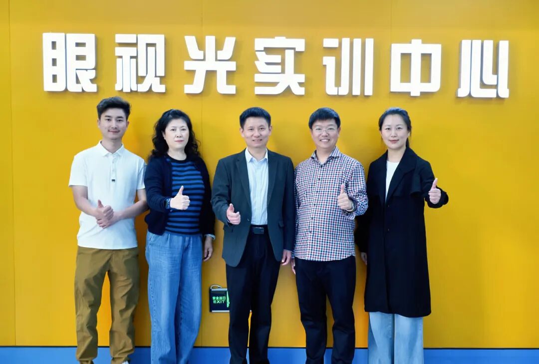 校企融合,共探清晰|郑州视光眼科医院走进商丘医学高等专科学校开展眼健康科普讲座