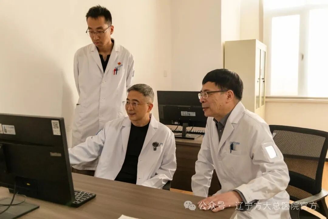 广州医科大学附属第一医院国家呼吸医学中心主任何建行教授一行亲临方大总医院开展技术交流指导 调研「爱肺计划」早筛工作