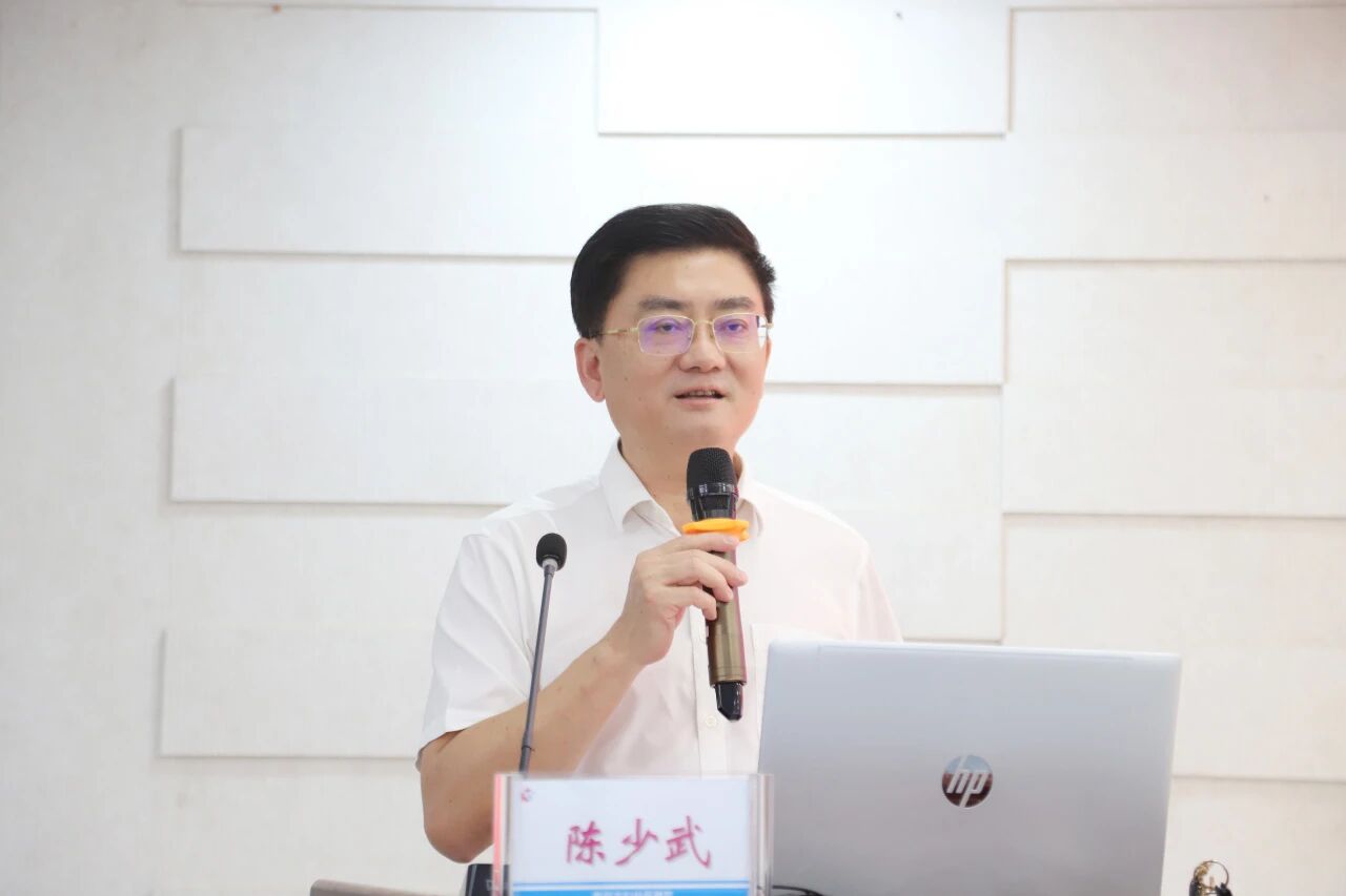 深圳市妇幼保健院举办 2026 年科室控感员会议暨专题培训与 2025 年度感控表彰会议