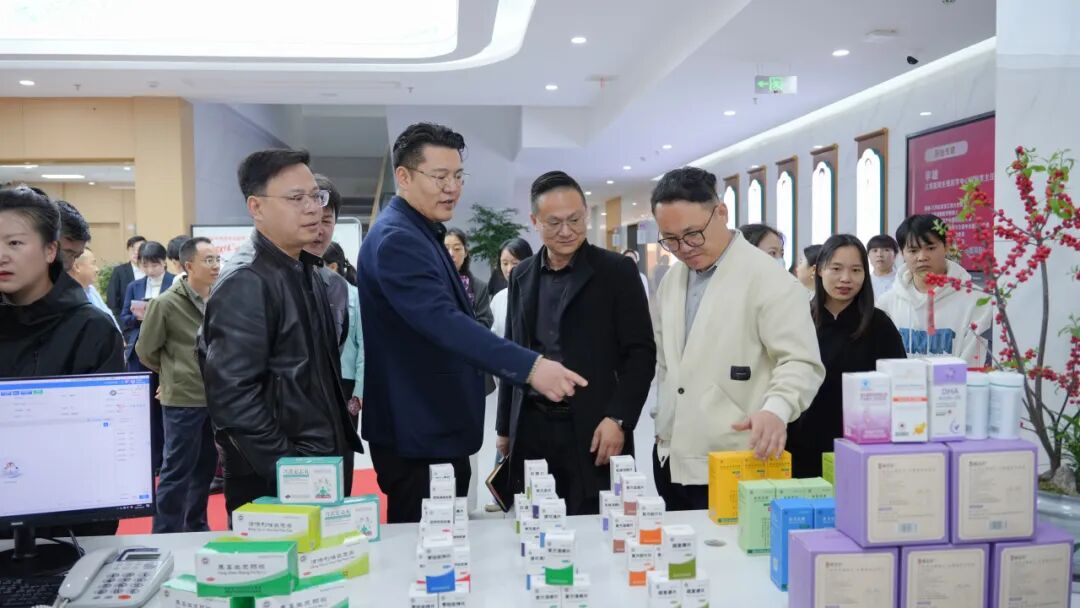 湖南省中西医结合医院与长沙江湾医院共建医联体 专家义诊同步惠泽民生