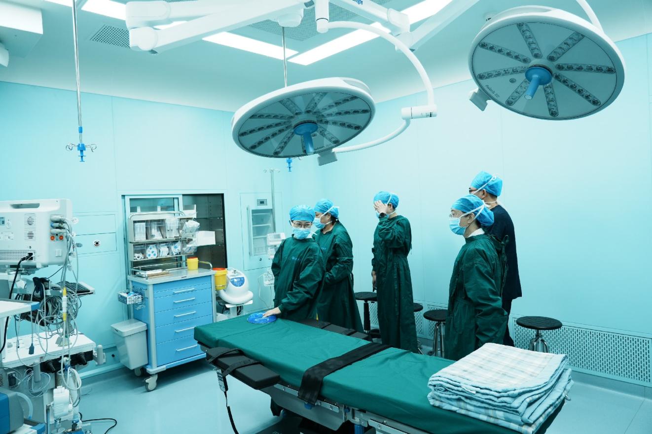 浙江大学医学院附属眼耳鼻喉科医院与微笑明天慈善基金会达成定点医院合作签约