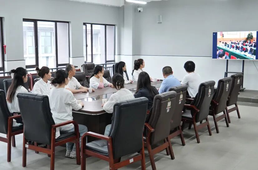传承革命精神 筑牢医者初心|长沙江湾医院赴王震故居开展主题党日暨工会活动