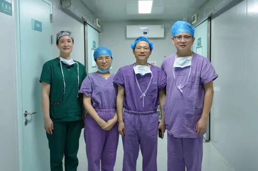 中国妇产科网创始人龚晓明教授参访江湾,共探腔镜与生育力保护