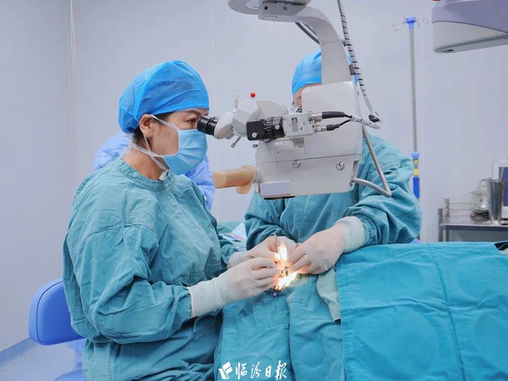 临汾爱尔眼科医院武樱院长 30 年守护孩子「睛」彩「视」界！