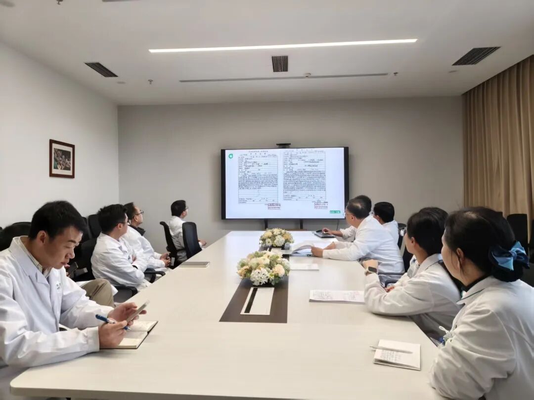 巨大脑动静脉畸形遇上癫痫持续状态，「濒危」的生命又该如何抉择...