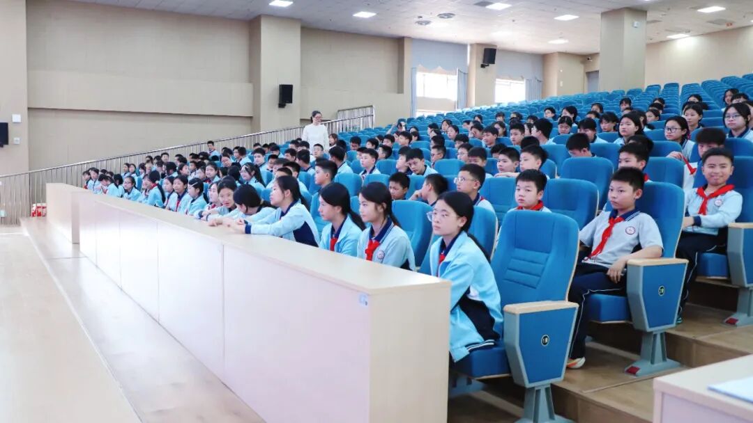 急救知识进校园,守护生命在身边——漳州第三医院走进龙溪学校开展急救科普活动