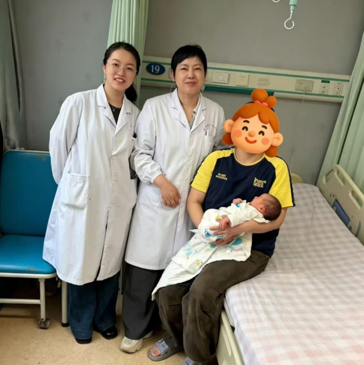 臀位宝宝「转正」了！南大二附院产科团队成功实施外倒转，助两位孕妈妈顺产圆梦
