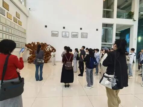 近 50 位中外医护相聚山城，开展聚焦超声前沿技术和临床方向培训