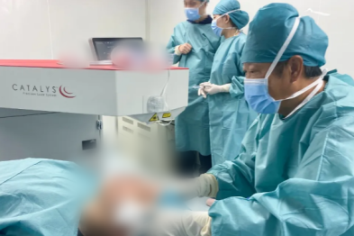 母亲节丨别让「看不清」成为母爱的距离