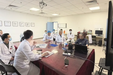 四载深耕践初心 大师传经启新程——马廉亭教授莅临湖北中山脑血管病医院查房授课共庆四周年