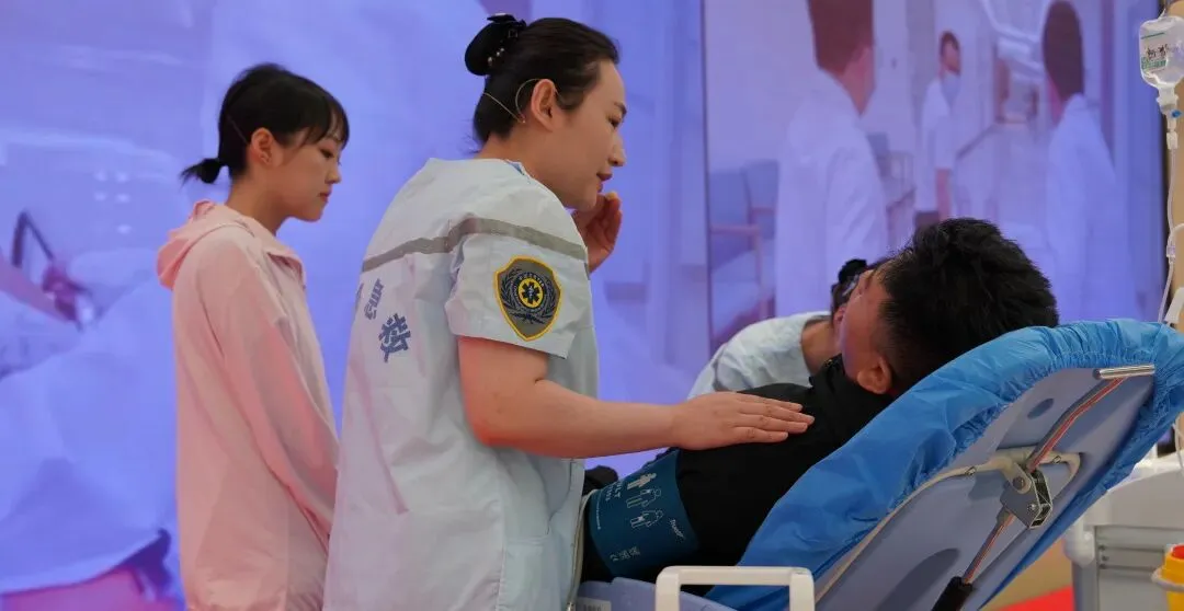 致敬白衣天使!泰康医疗「赋能护士·守护生命」护士节庆典圆满举行
