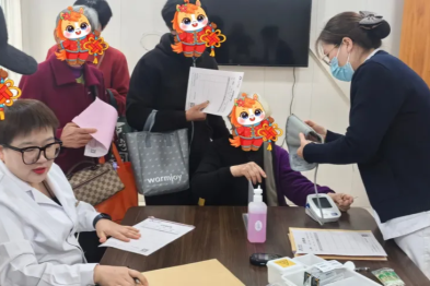 宁波明州医院积极开展公益义诊 把健康服务送到老年人家门口