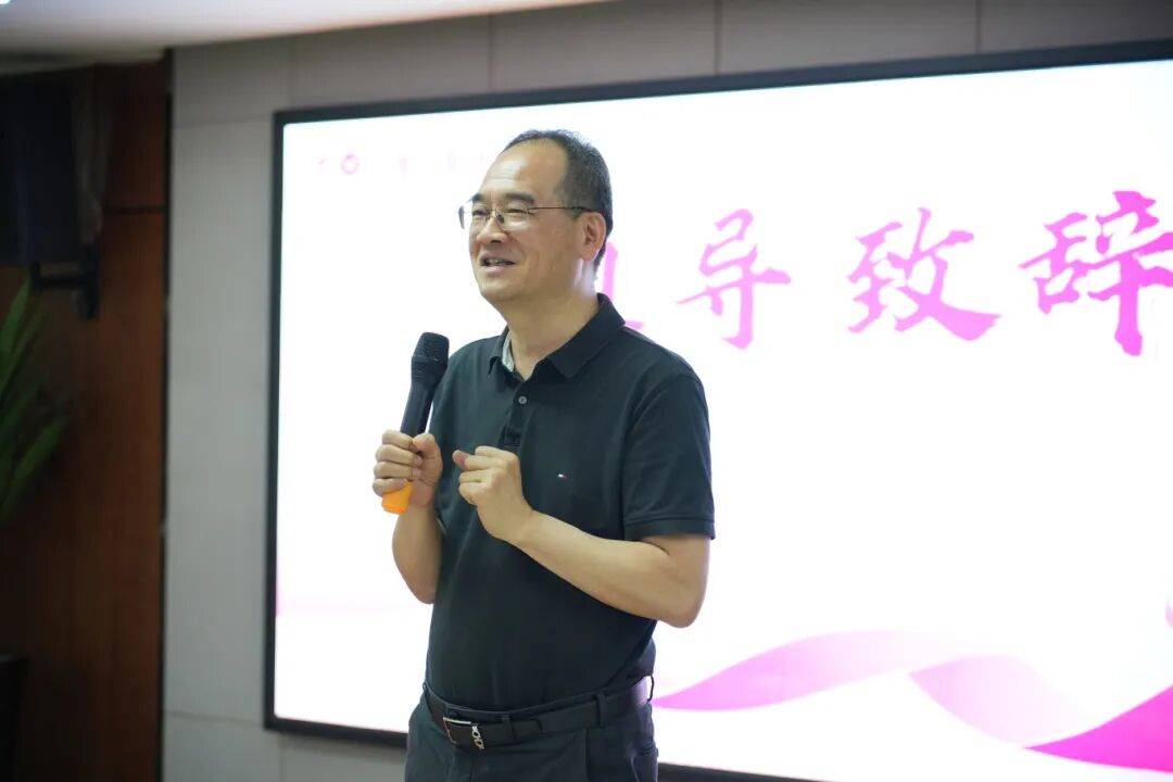 守护睛心,聚力未来——郑州视光眼科医院举办 5.12 护士节庆典!