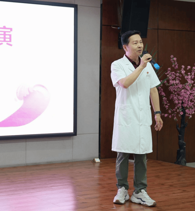 守护睛心,聚力未来——郑州视光眼科医院举办 5.12 护士节庆典!
