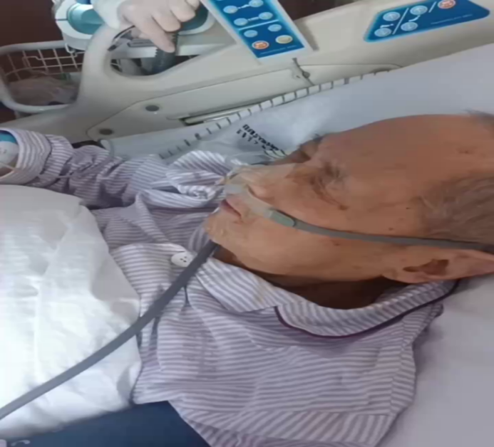最后的告别‌‌——百岁医者用生命书写的最后一课