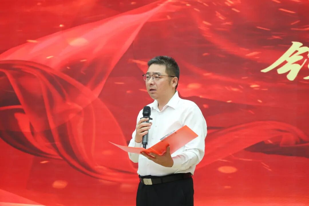 第八师石河子市总医院举办 2026 年「5·12」国际护士节庆祝活动暨表彰大会