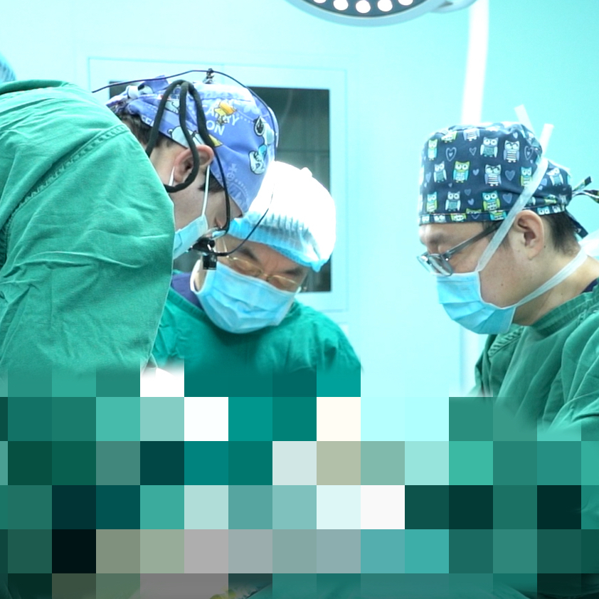 4 岁彝族男孩遭遇眼眶异物,爱尔眼科以仁心医术为童心点亮光明未来