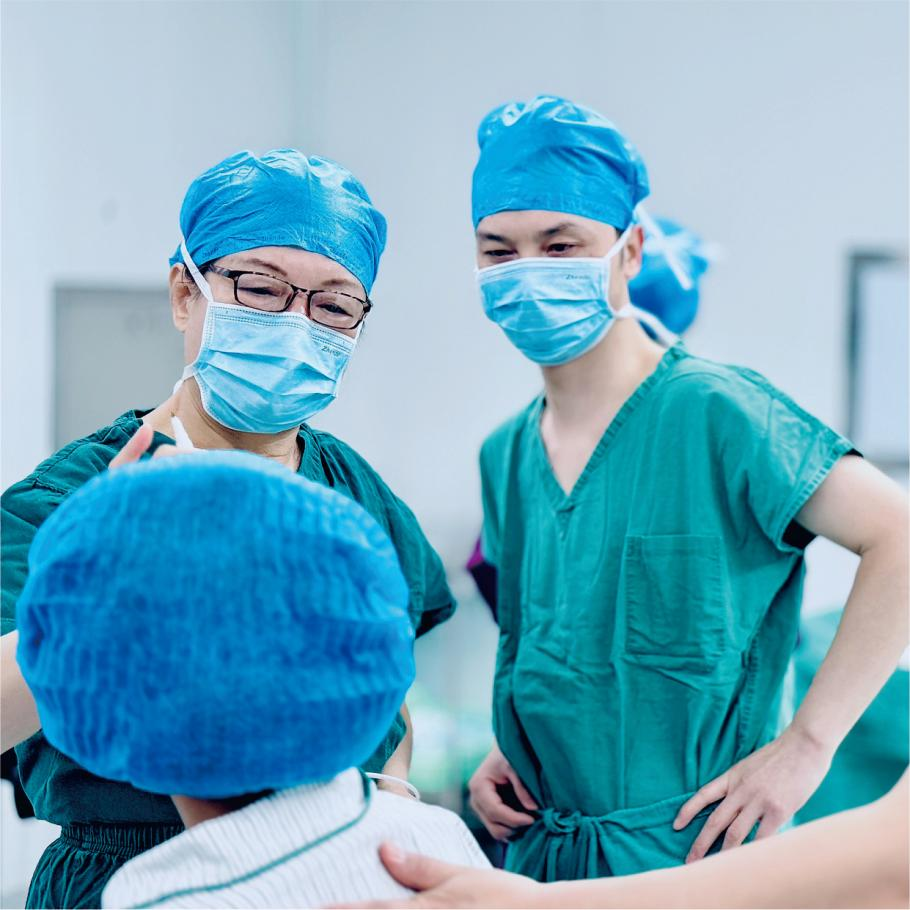 7 岁女孩外斜视,斜视矫正术守护儿童视功能发育