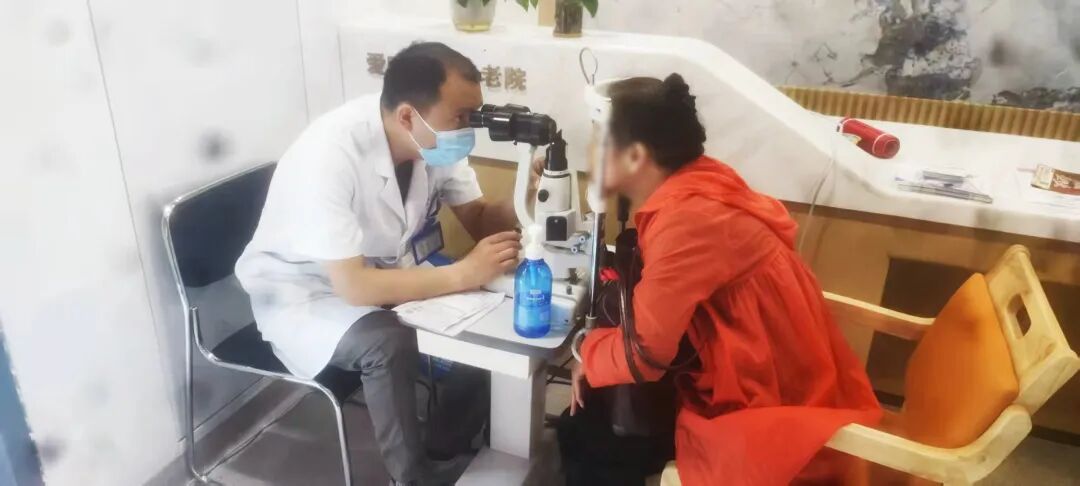 北京华厦民众眼科医院受邀走进来广营养老院开展关爱眼健康公益活动