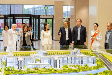 深化医教协同 共筑发展新篇——大连医科大学医学影像学院到辽宁方大总医院参观交流