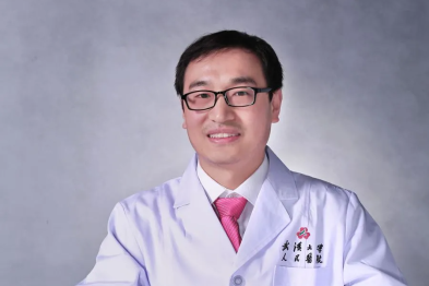 种牙无痛丨付东杰医生：一个口腔种植牙医生的匠心与温度
