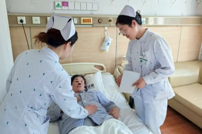 【燕医故事】燕达医院妇产科护士长曹丽亚：天使暖护抚病痛 人文关怀暖人心
