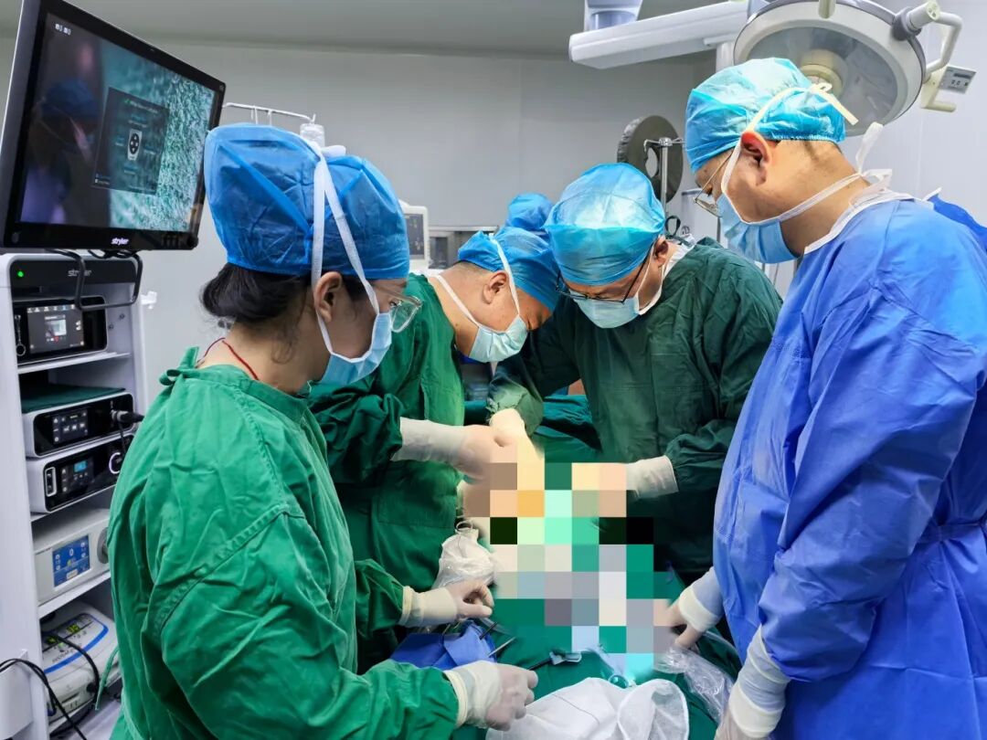 医路仁心·聊医纪 | 我院援青专家侯旭：3300 米高原上的生命答卷，做扎根雪域的「生命树」