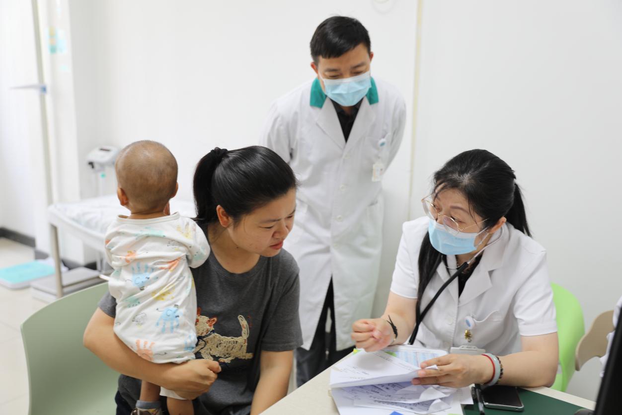 全国政协委员谢俊明带队赴浙开展「六一爱心行」 把优质医疗送到侨乡群众家门口