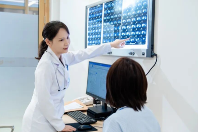 被 12345 表扬的医生：我只是回答完了她的所有问题
