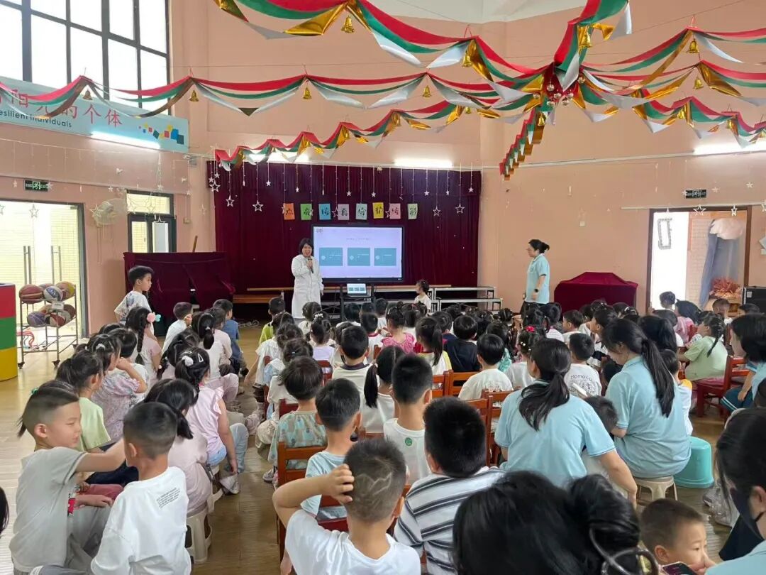迎全国爱眼日|宜昌华厦眼科护眼科普走进宜昌各大中小学,守护孩子清晰视界!!