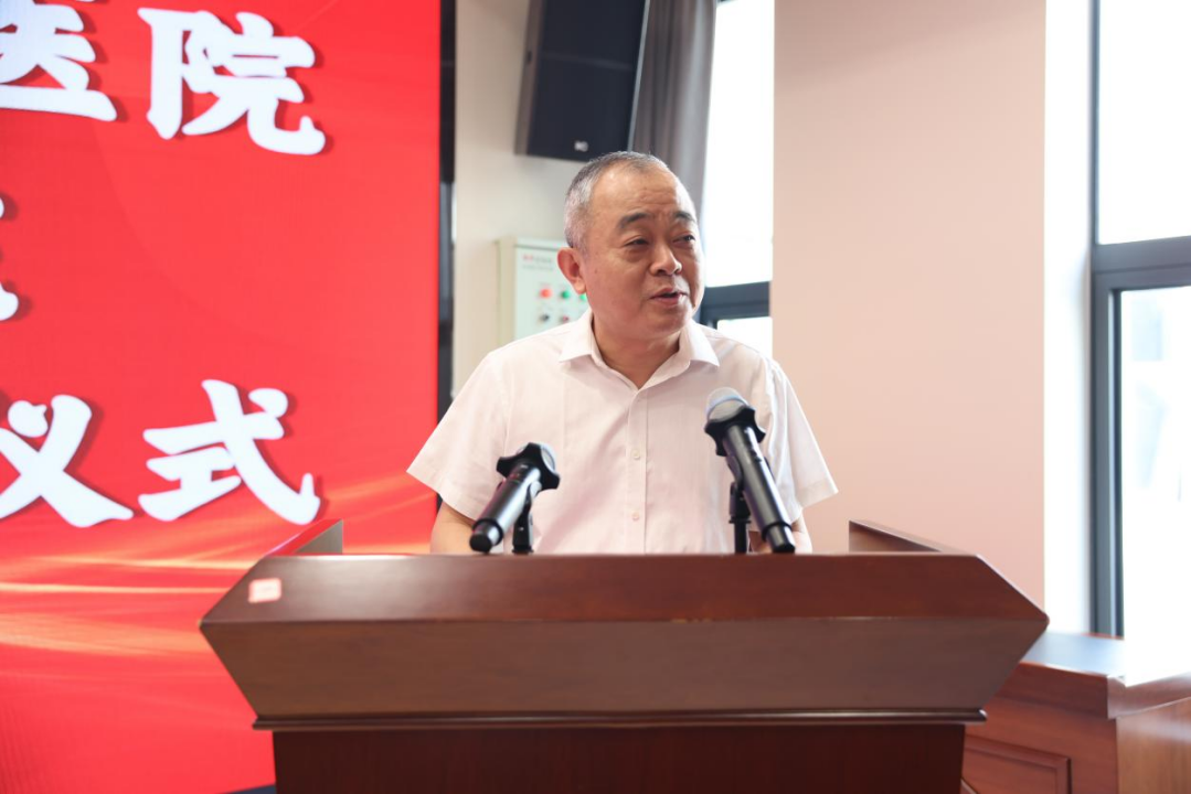 南大二附院紧密型医联体签约仪式暨百场义诊活动走进安义县
