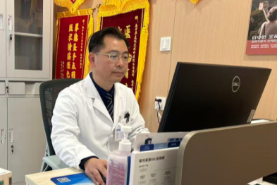 甲亢+糖尿病又遇白内障！58 岁阿姨的手术闯关记
