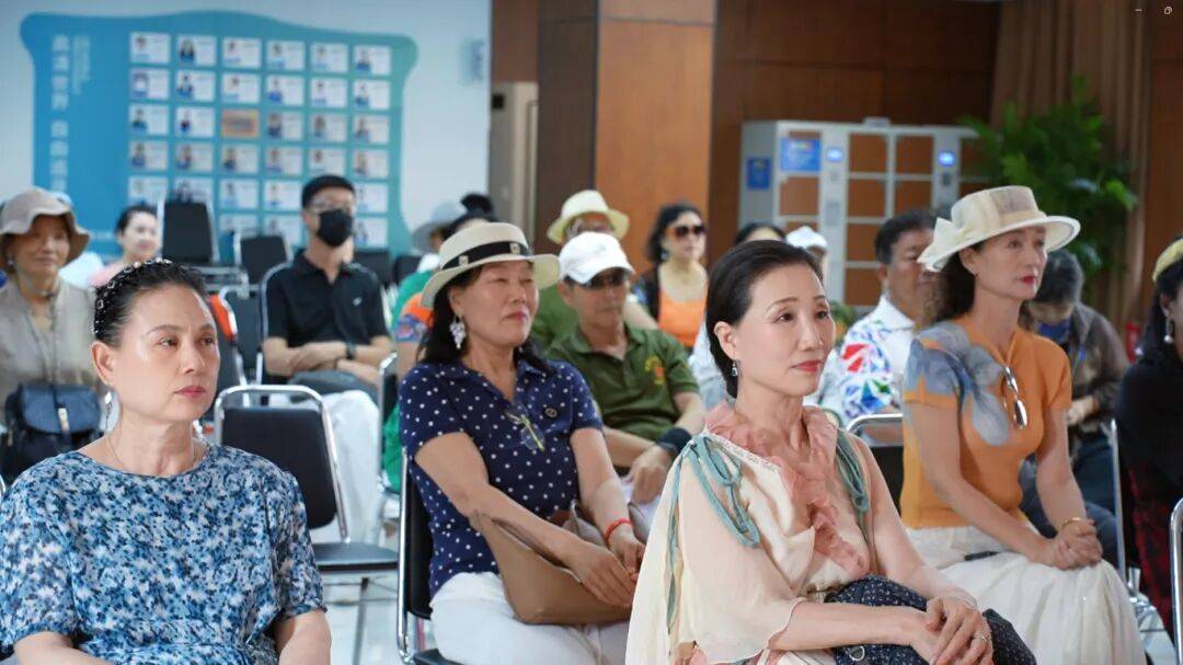全龄段眼健康守护:郑州视光眼科医院爱眼日公益纪实