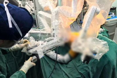 湖北首例！「达芬奇」手术机器人辅助！