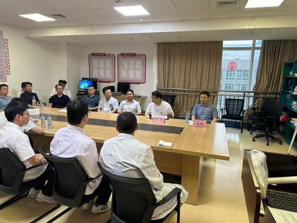 南大二附院肝胆胰外科开展科研沙龙 赋能青年医师科研成长