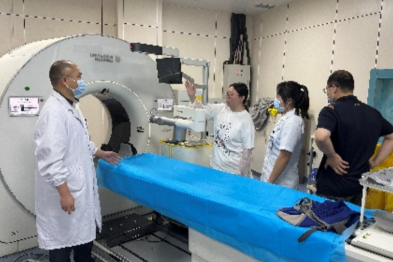 南昌大学二附院医学影像中心开展省内首台机器人穿刺导航定位专项培训