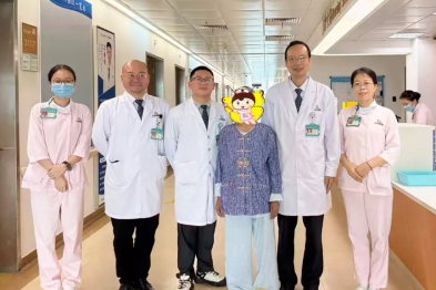 刘安重教授团队为 78 岁阿婆成功取尽胆总管下段「卡关」结石