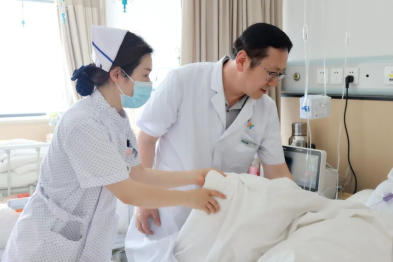 【叙事医疗】专家纪事：隐秘战线微创排头兵——记医院副院长、泌尿外科主任孙云