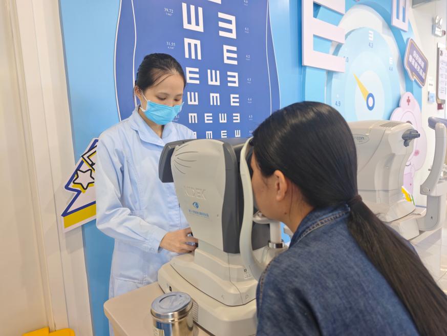误将并发症白内障当近视?南宁华厦焕晶手术助力解决近视与白内障