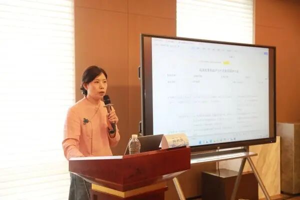 统一诊疗标尺!川渝专家齐聚重庆,共定妇科无创手术质控新标准