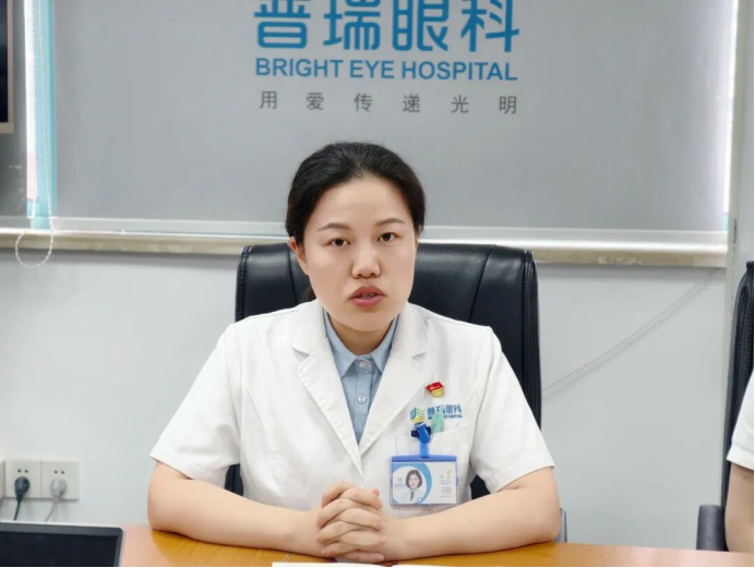 喜报频传,「两优一先」表彰!武汉普瑞眼科医院党支部荣获全市先进基层党组织等多项荣誉