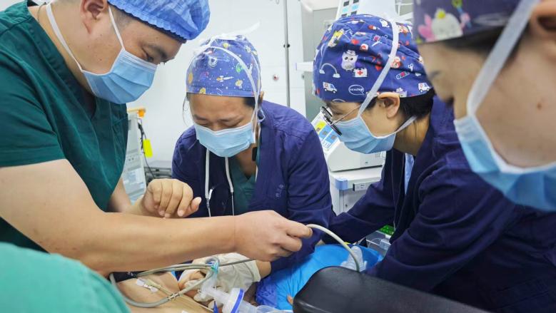 气道 「锁死」 !四川蓝生脑科医院清醒插管技术打通生命呼吸通道