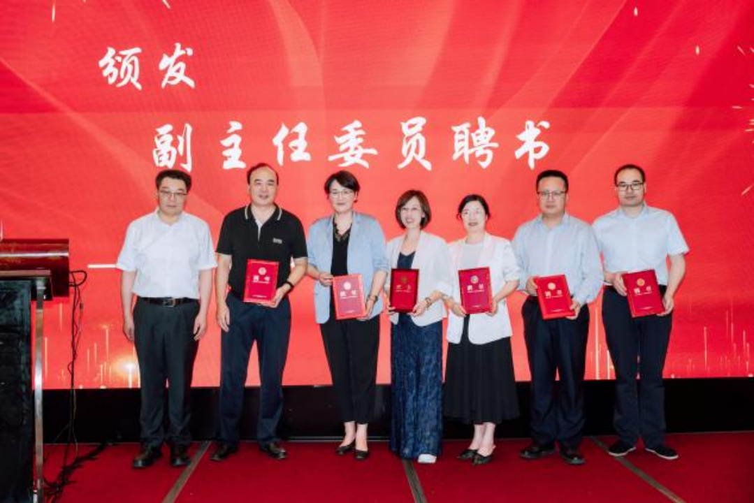 江西省医师协会血液净化专业委员会成立大会在昌圆满召开