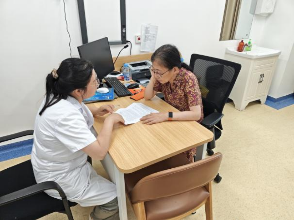 南昌大学第二附属医院第二期「科研门诊（统计门诊）」顺利举办——破解「数据焦虑」：从研究设计到论文发表