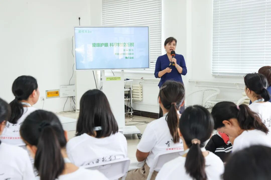 【茗视光眼科 15 周年专栏】茗视光人徐爽:肩负责任,传递光明