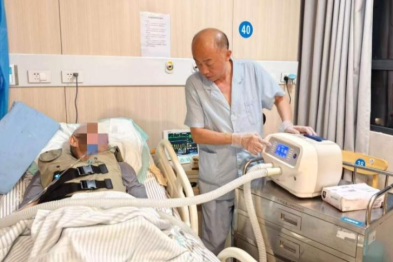 四川蓝生脑科医院陪护服务打破失能老人住院困局