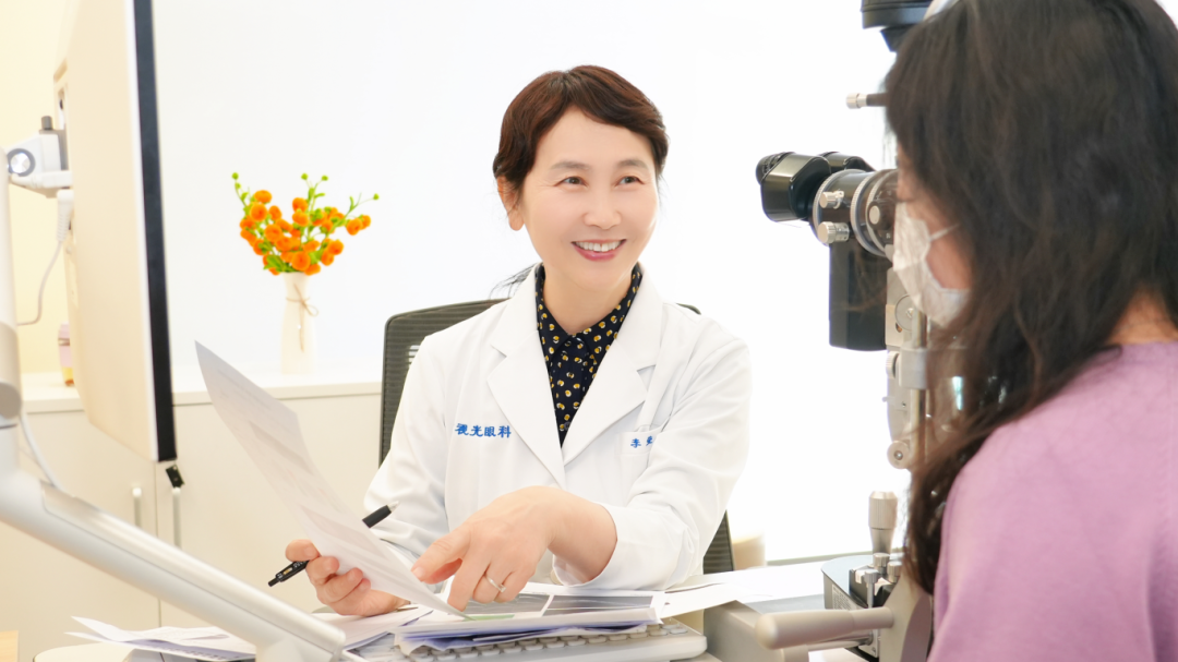【茗视光眼科 15 周年专栏】李莹教授:三十载深耕屈光领域,匠心守护明亮人生