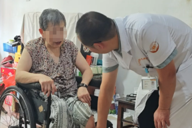 义诊进社区 暖心护安康！潍坊正大光明老年病医院公益惠民服务走进星河社区