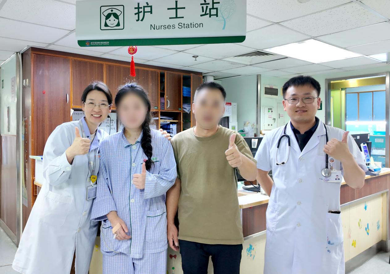 18 岁先心病少女在亚心医院成功「补心」后圆梦大学