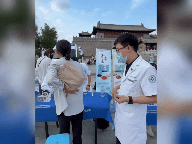 河北医大一院"健康市集"送医到家门口啦